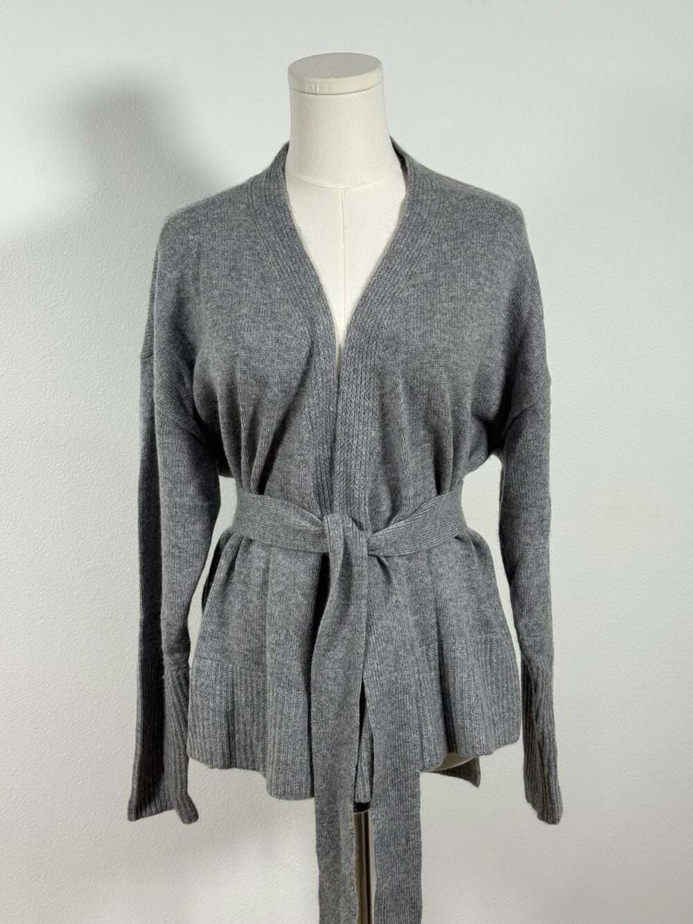 Quince Women's Gray Cashmere Wrap Cardigan Sweater